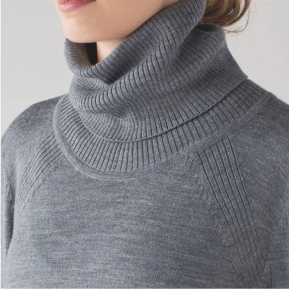 Lululemon Sweat And Savasana Sweater | Merino Wool Grey | Size 4 - Picture 11 of 16